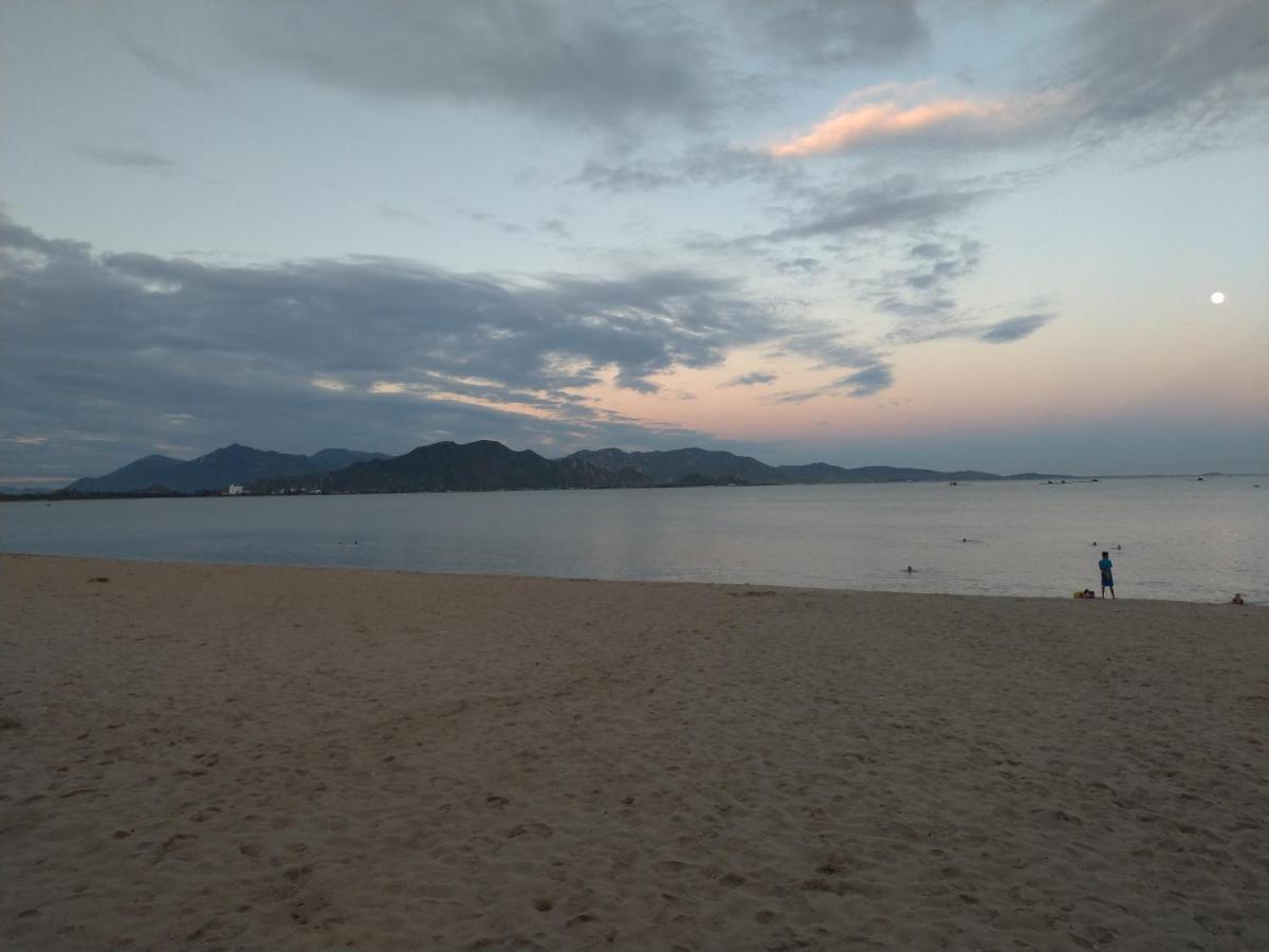Отель Khach San Anh Dong Фанранг Экстерьер фото